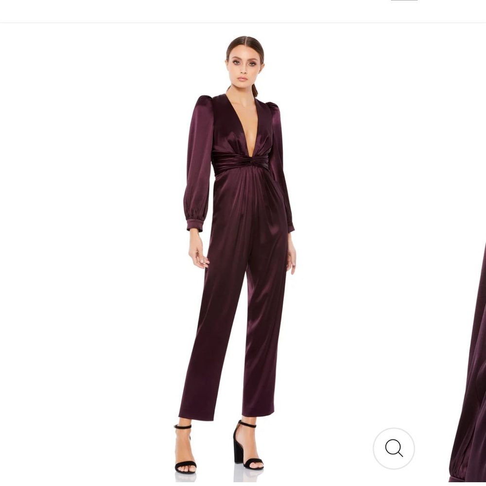 MAC DUGGAL LEENA FRONT TWIST PUFF SLEEVE
DEEP V JUMPSUIT Size 4